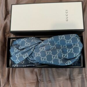 Gucci Blue Patterned headband turban